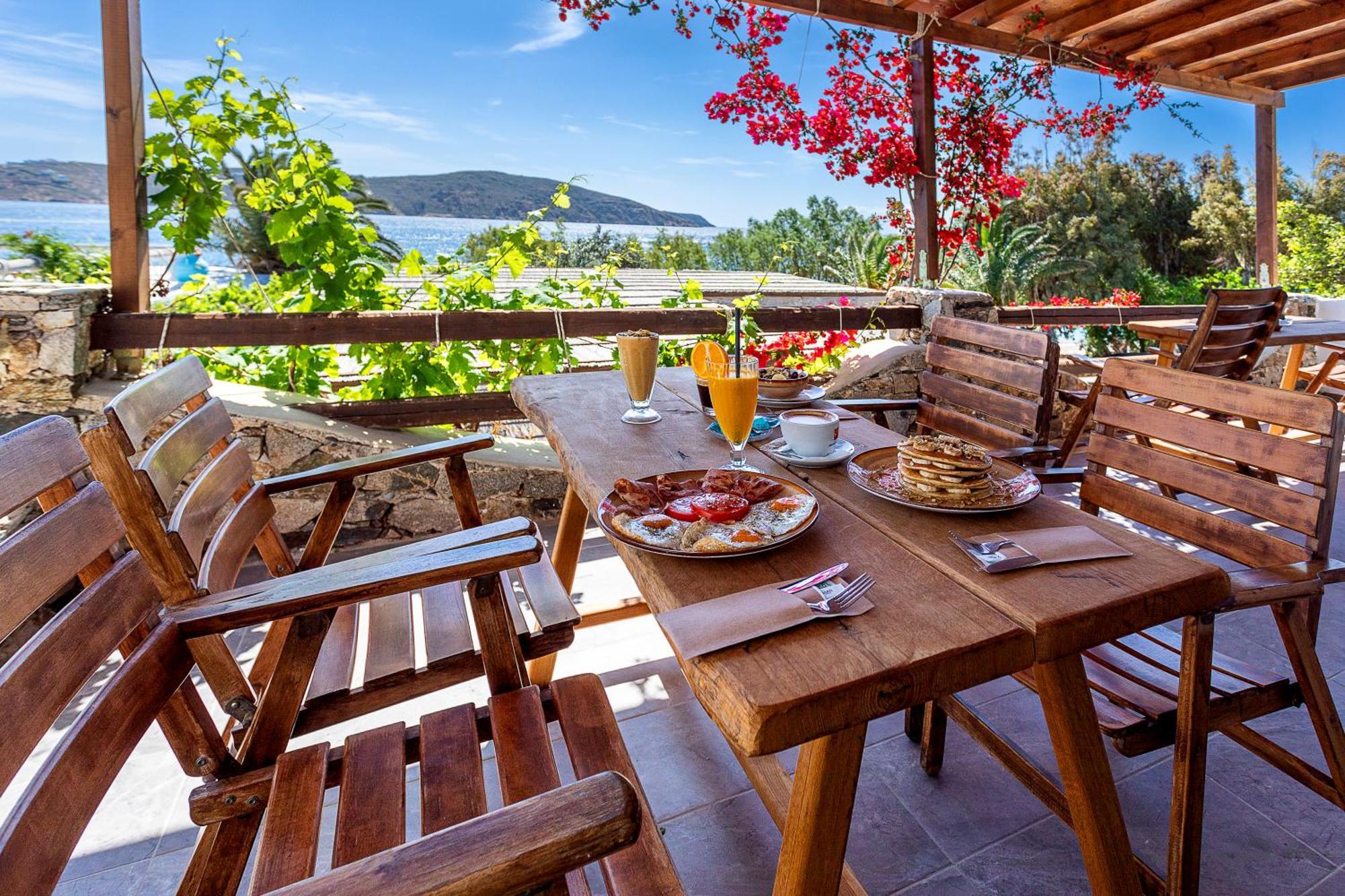 Vassilia On The Beach Serifos Livadakia Exterior foto
